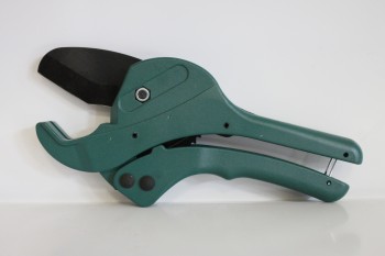 Ножницы для ППР трубы зеленые (усиленные) VIEIR 808 